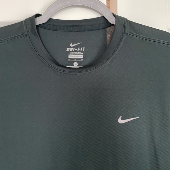 Nike Dri Fit Shirt - Picture 2 of 4